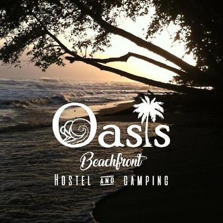 Oasis Beachfront Hostel Puerto Limon Dış mekan fotoğraf